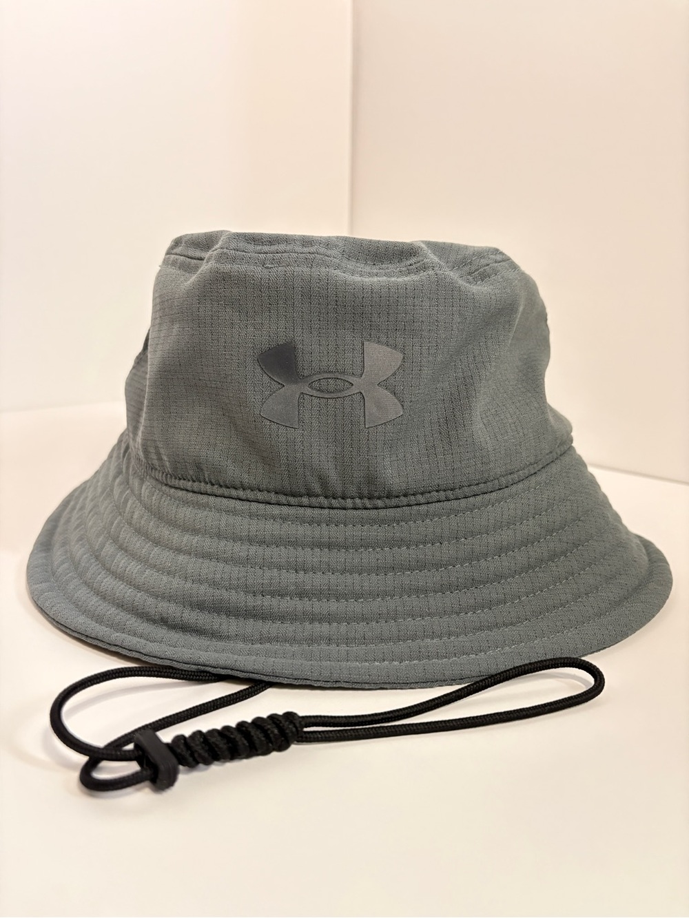 Under Armour ArmourVent Gray Bucket Hat Adjustable Sun Golf Cap